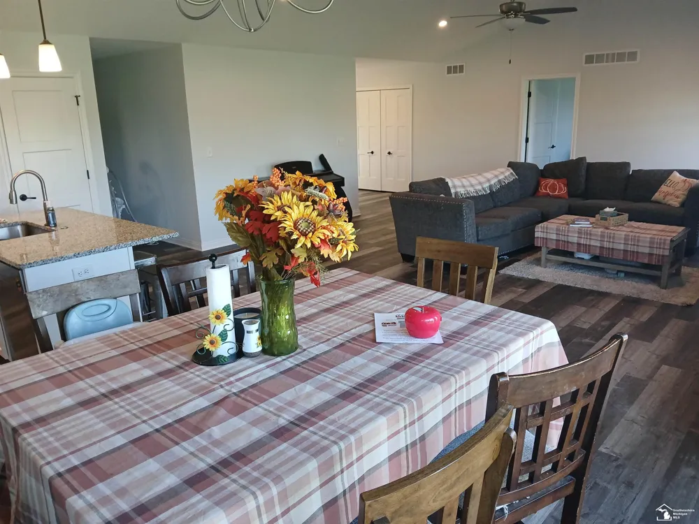 4924 Skylark Drive Monroe City, MI 48161