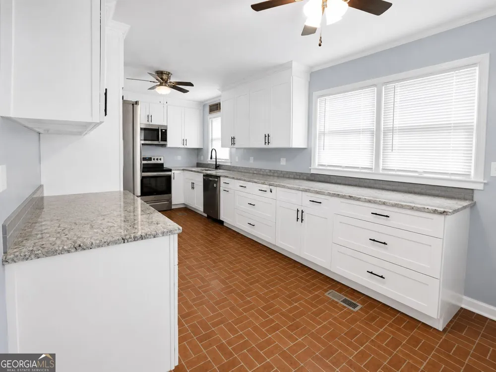 2114 Cheatwood Drive Oxford, AL 36203