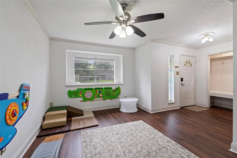 5110 Tashkent Drive Friendswood, TX 77546