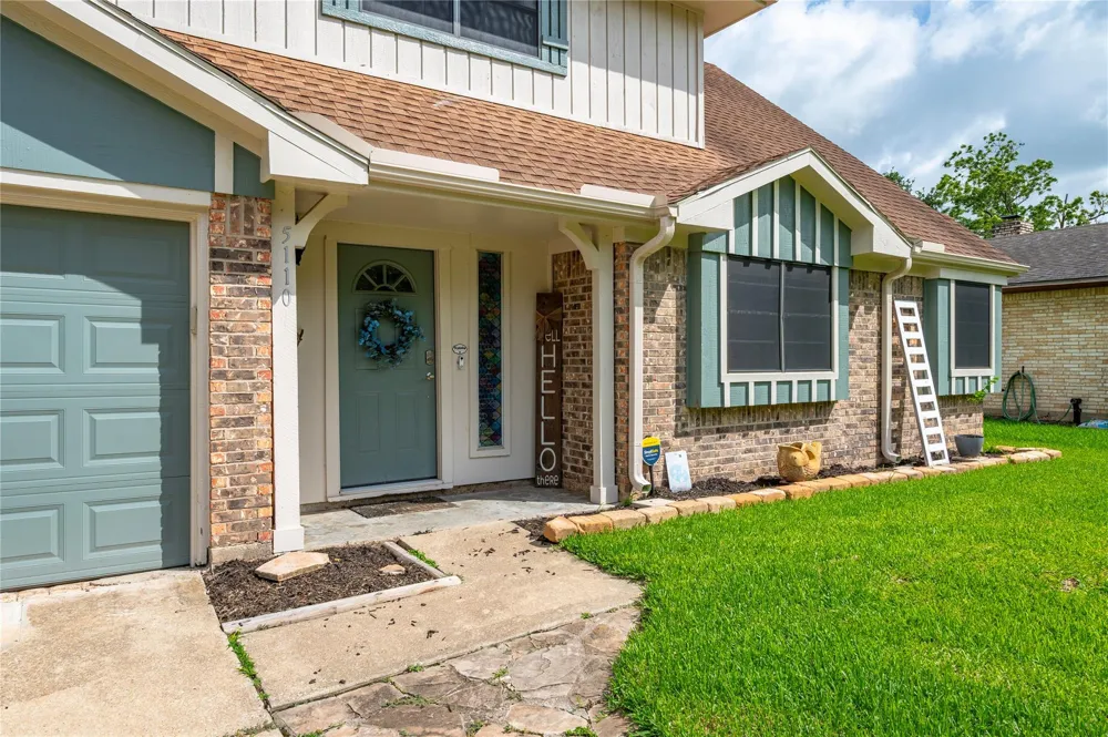 5110 Tashkent Drive Friendswood, TX 77546