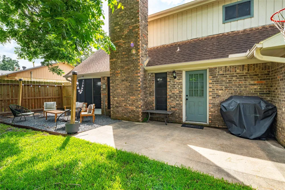 5110 Tashkent Drive Friendswood, TX 77546