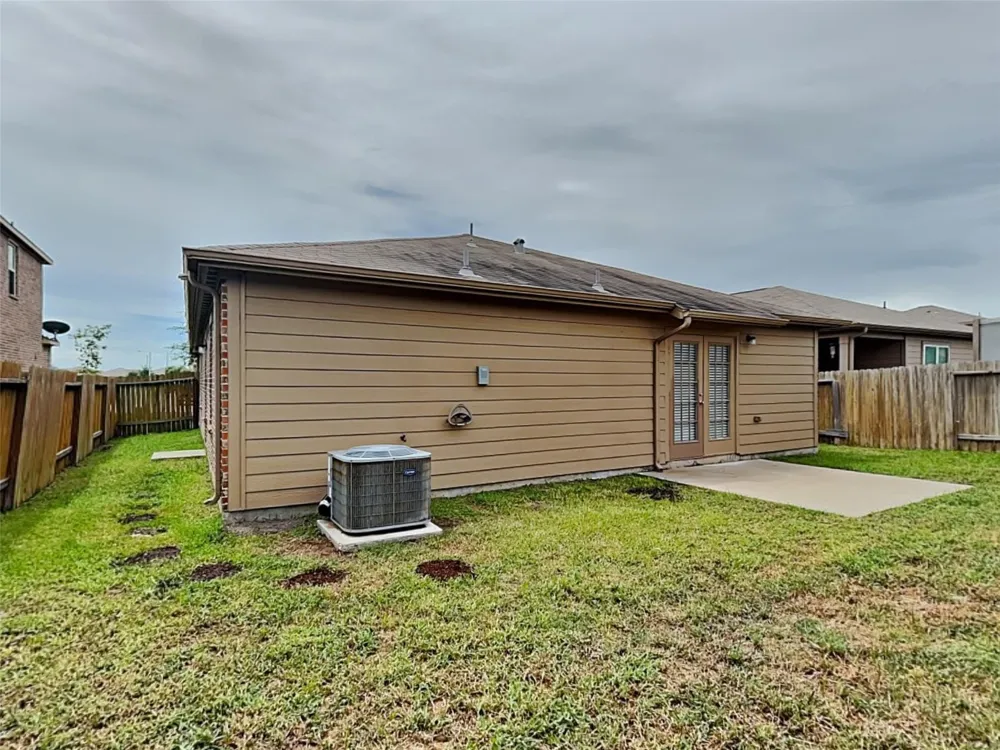 12318 Wavecrest Road Texas City, TX 77568