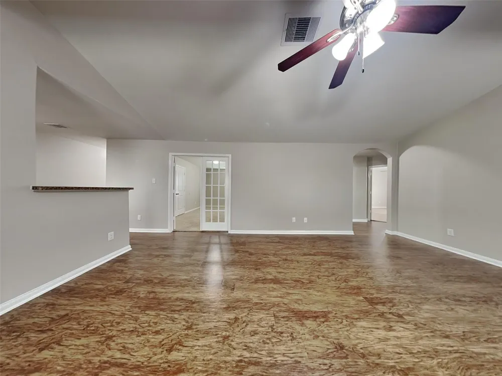 12318 Wavecrest Road Texas City, TX 77568