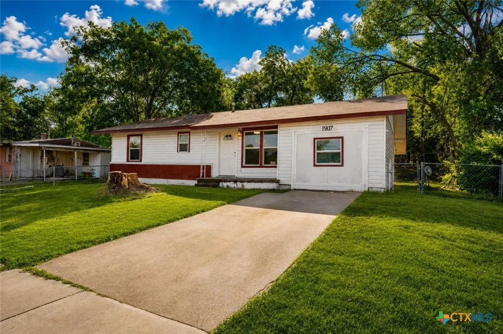 1907 22nd Street Killeen, TX 76541