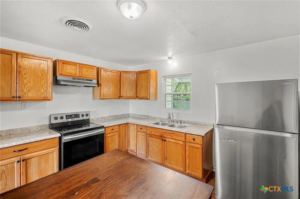 1907 22nd Street Killeen, TX 76541