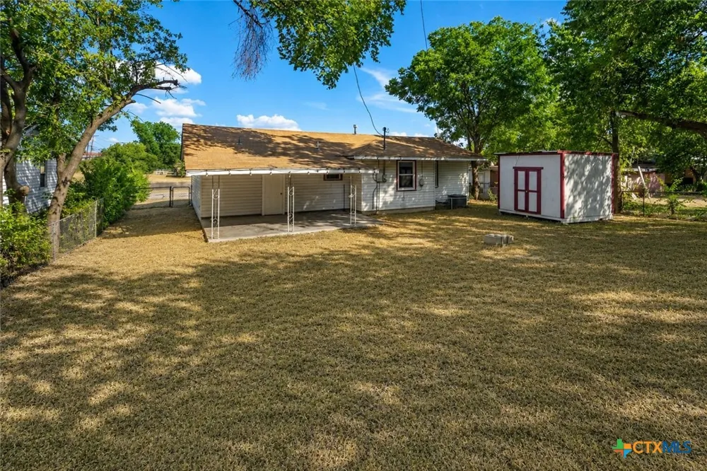 1907 22nd Street Killeen, TX 76541