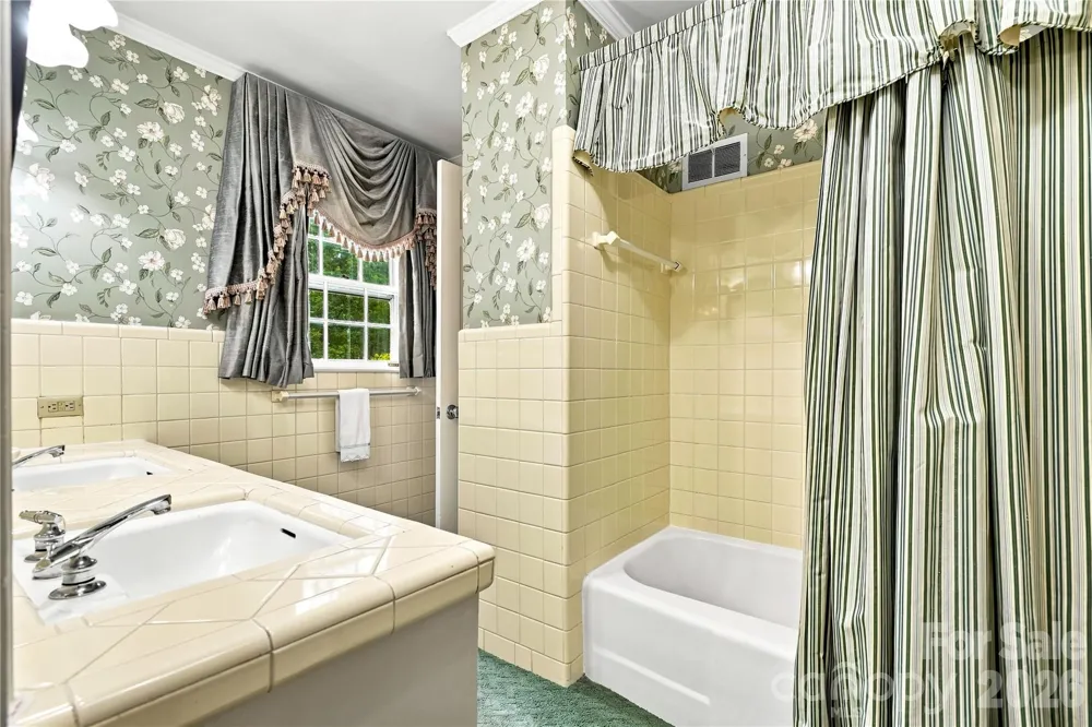 209 Labans Lane Lincolnton, NC 28092