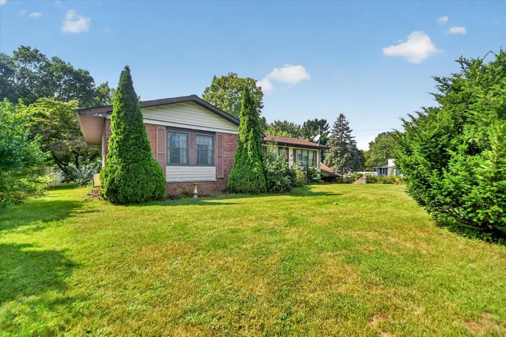 3124 Earl Drive Spring Arbor, MI 49283