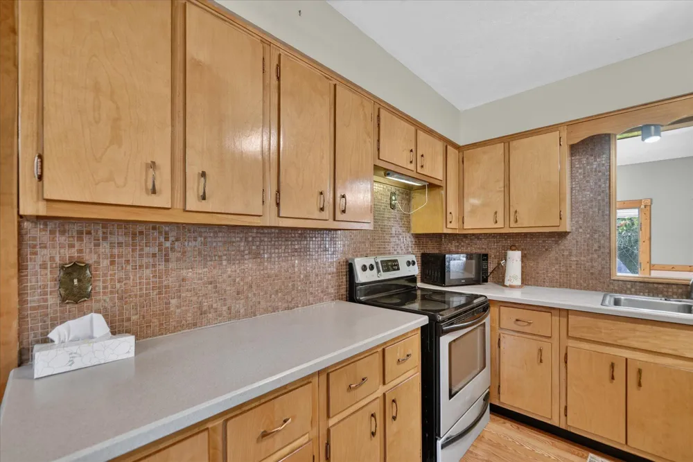 3124 Earl Drive Spring Arbor, MI 49283