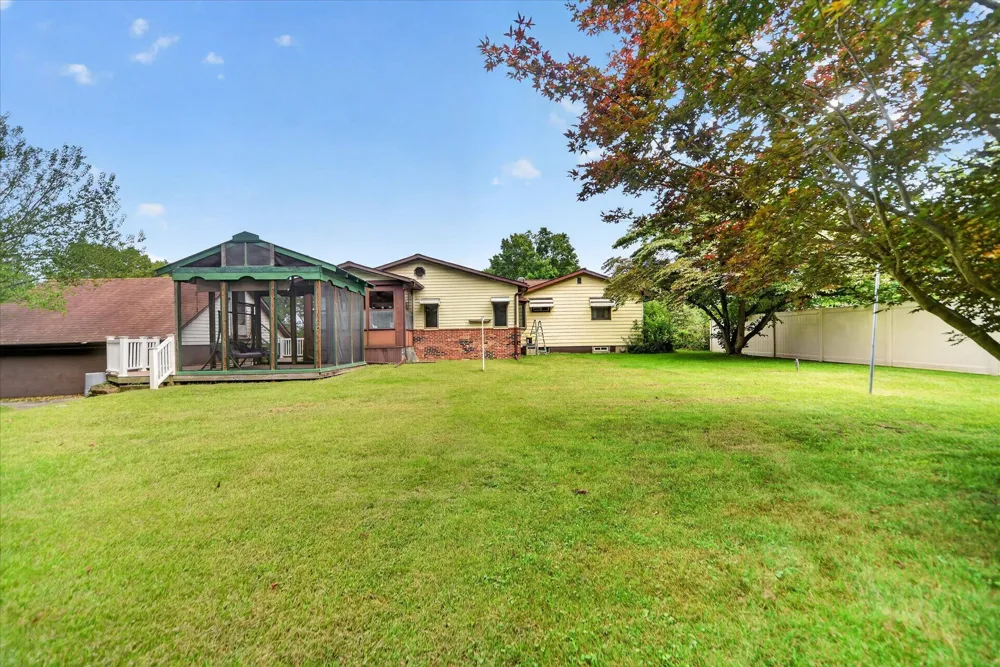 3124 Earl Drive Spring Arbor, MI 49283