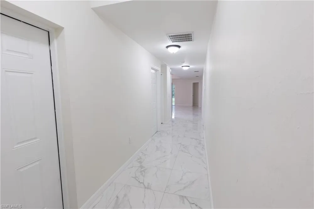 4551 21st Street SW Lehigh Acres, FL 33973
