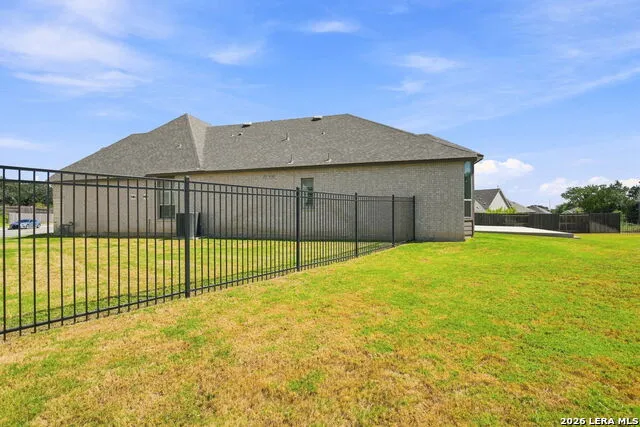 517 HUNTWICK DR Boerne, TX 78006