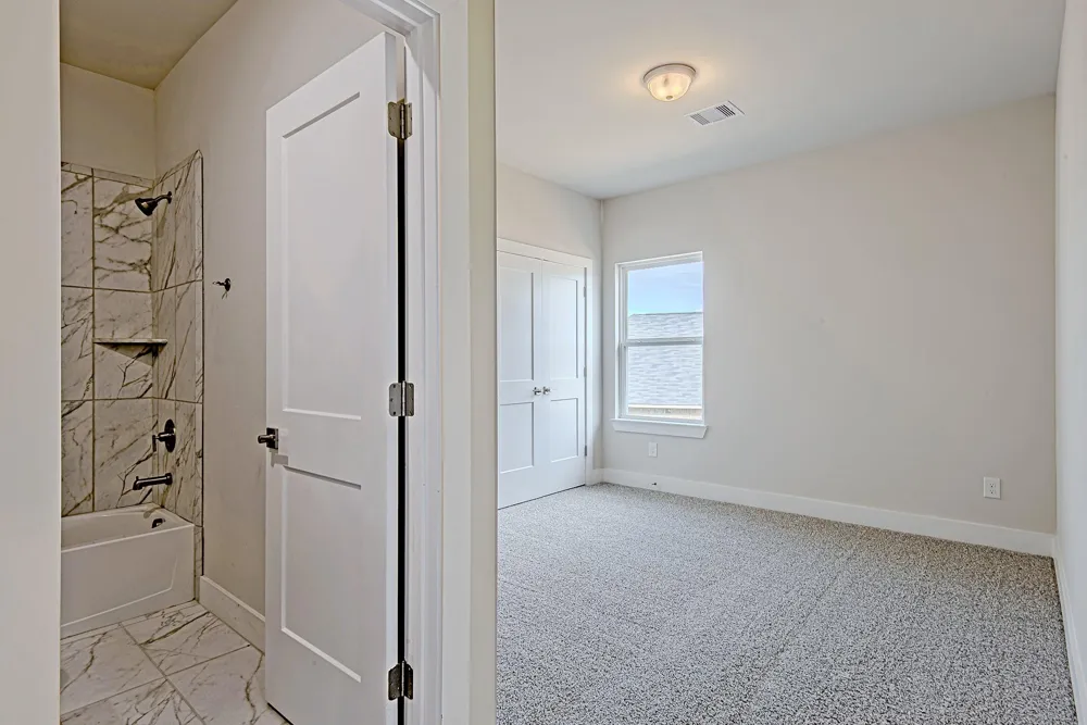 181 Peninsula Point Drive Montgomery, TX 77356