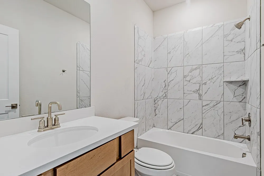 181 Peninsula Point Drive Montgomery, TX 77356