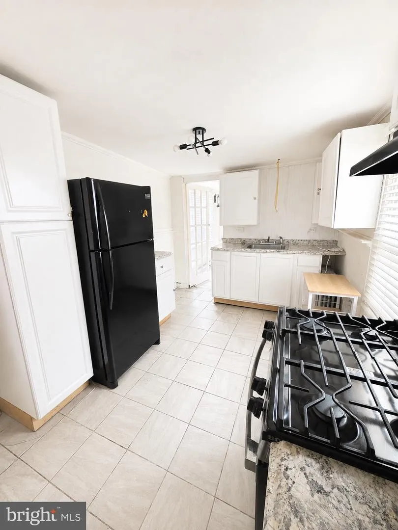 255 W 31ST STREET Baltimore, MD 21211