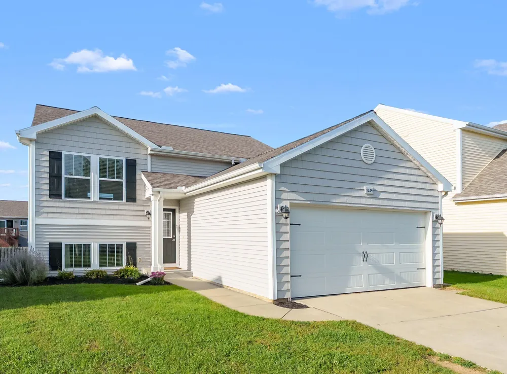 1324 Ellery Grove Court #15 Vicksburg, MI 49097