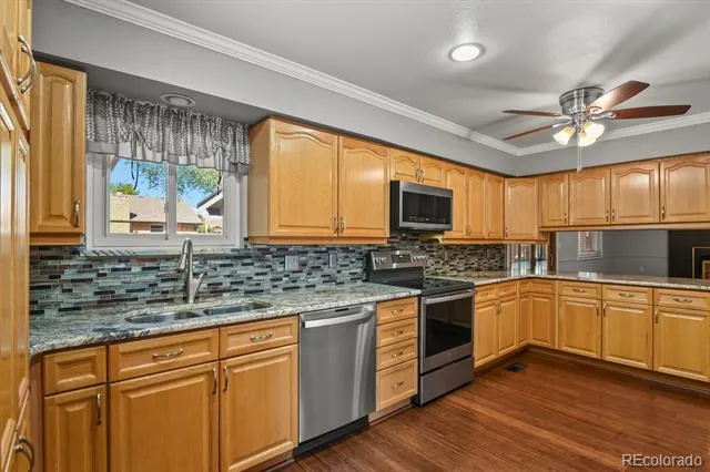 9993 Appletree Place Thornton, CO 80260