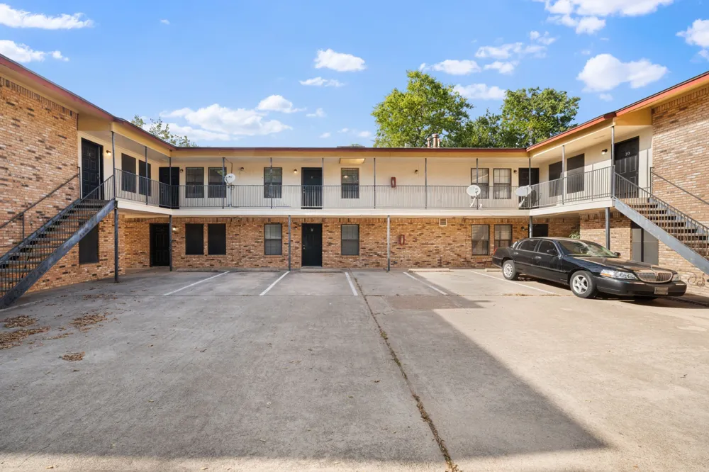 1108 Elm Street #3 Denton, TX 76201