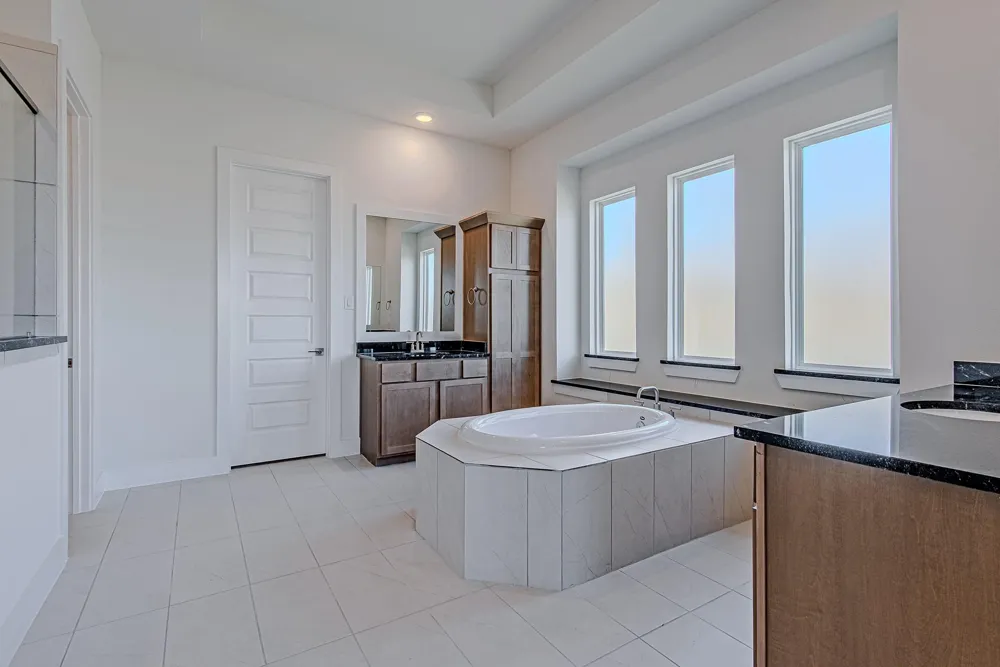 149 Peninsula Point Drive Montgomery, TX 77356