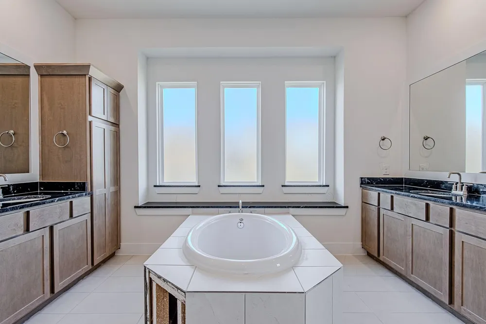 149 Peninsula Point Drive Montgomery, TX 77356
