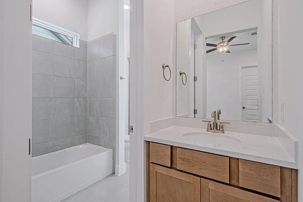 149 Peninsula Point Drive Montgomery, TX 77356