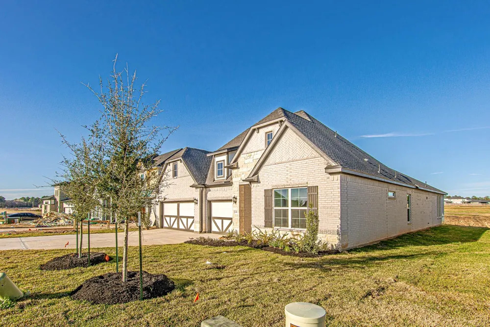 149 Peninsula Point Drive Montgomery, TX 77356