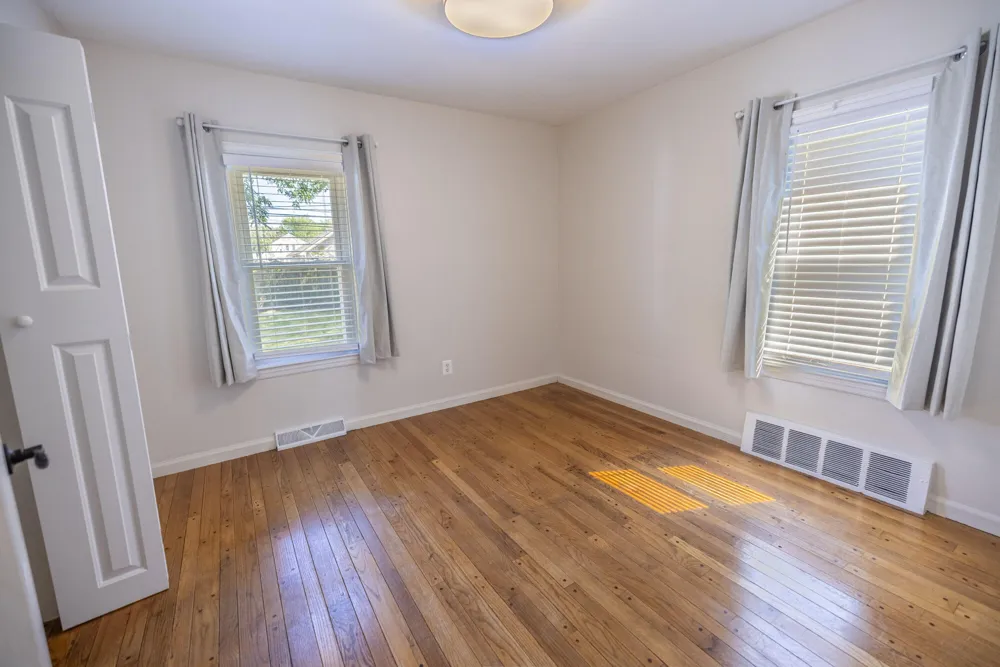 1520 Alexander Avenue Royal Oak, MI 48067