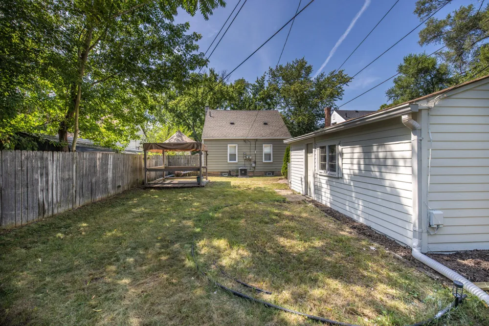 1520 Alexander Avenue Royal Oak, MI 48067