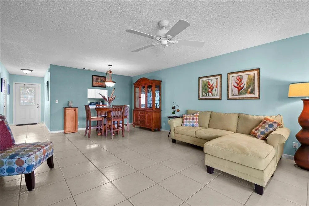 892 WORCESTER LANE #B Lake Worth, FL 33467