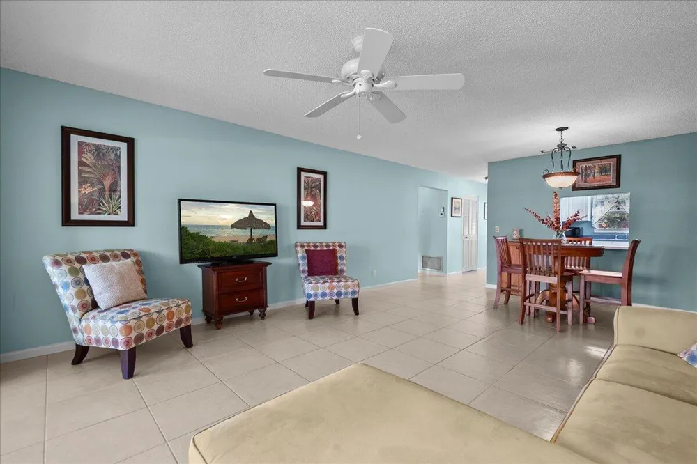 892 WORCESTER LANE #B Lake Worth, FL 33467