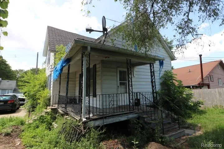 1002 Henry Street Bay City City, MI 48706