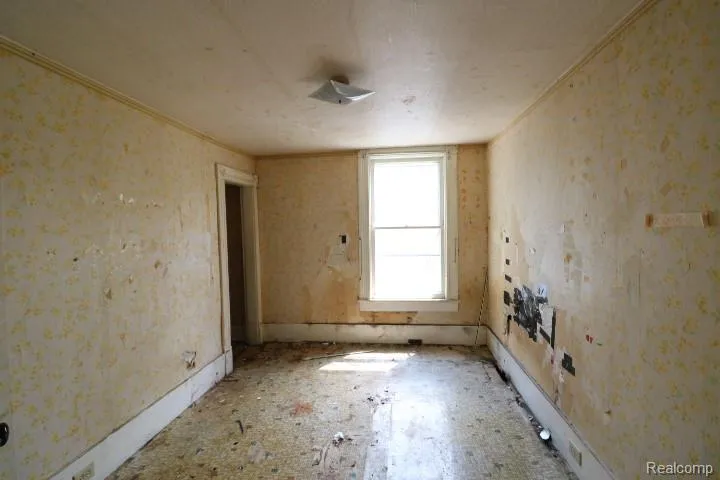 1002 Henry Street Bay City City, MI 48706