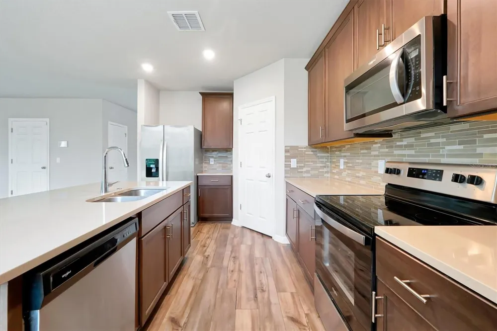 17389 BACK BAY COURT Clermont, FL 34714