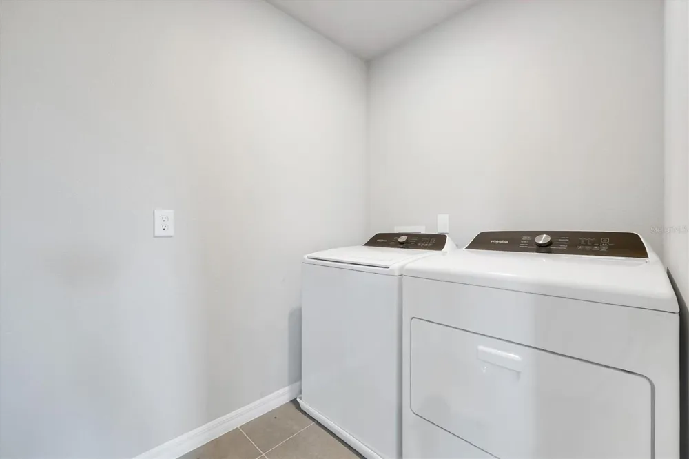 17389 BACK BAY COURT Clermont, FL 34714