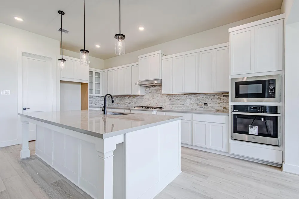153 Peninsula Point Drive Montgomery, TX 77356