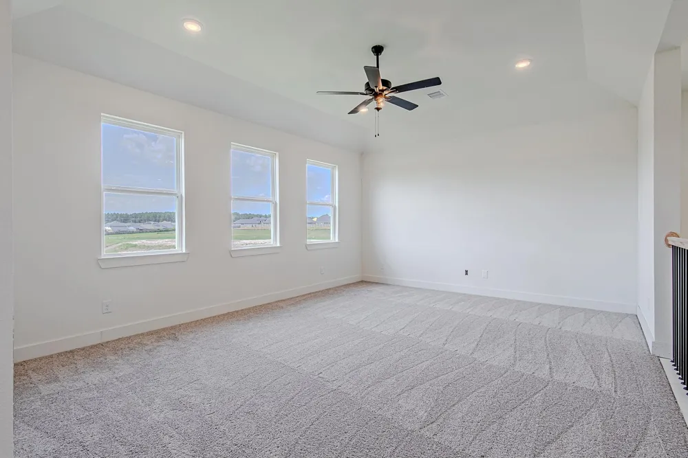 153 Peninsula Point Drive Montgomery, TX 77356