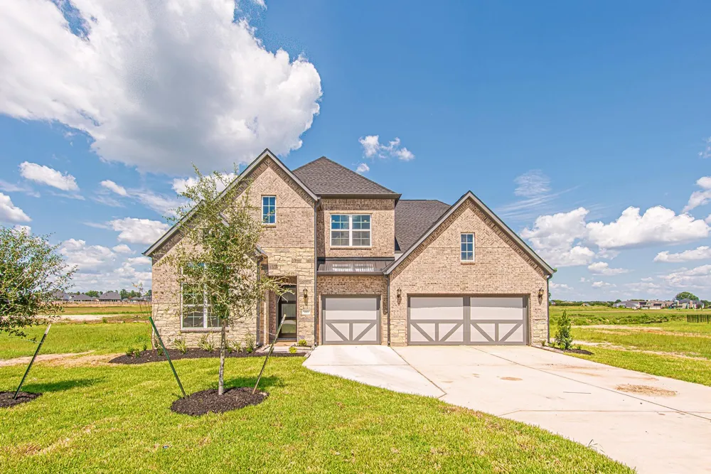 153 Peninsula Point Drive Montgomery, TX 77356