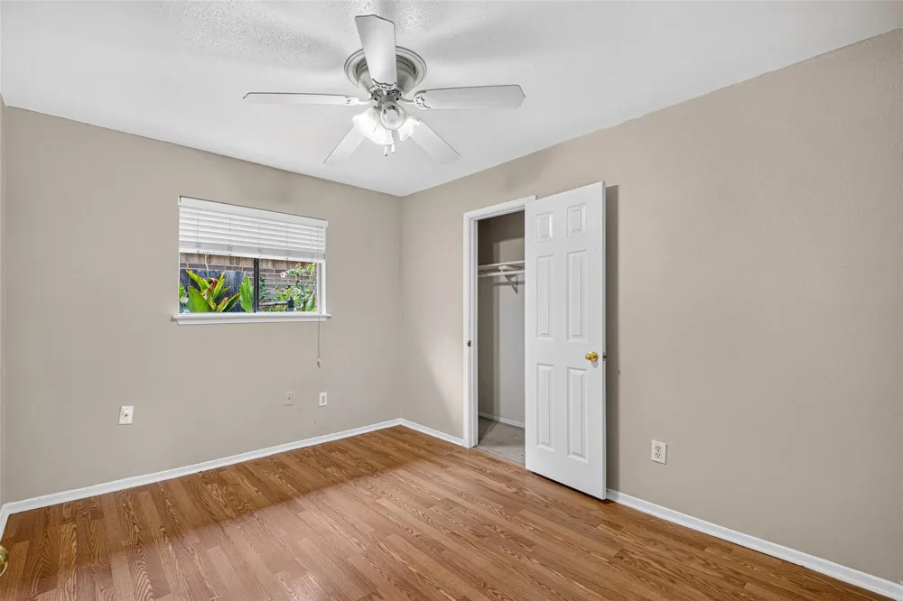 1835 Wren Drive League City, TX 77573