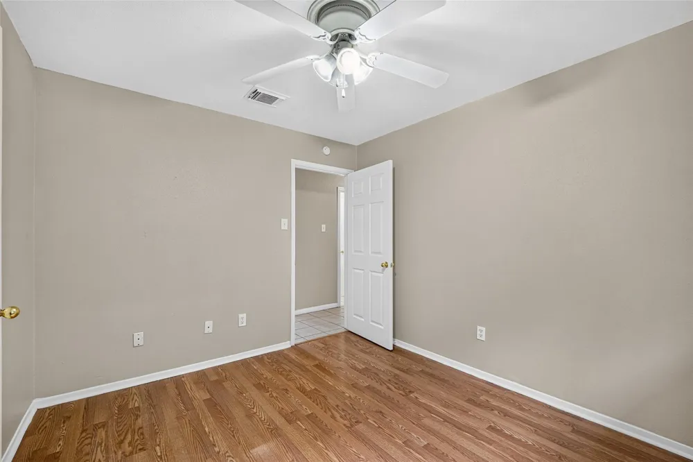 1835 Wren Drive League City, TX 77573