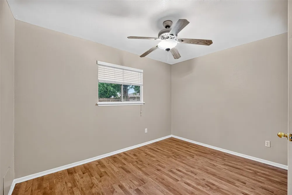 1835 Wren Drive League City, TX 77573