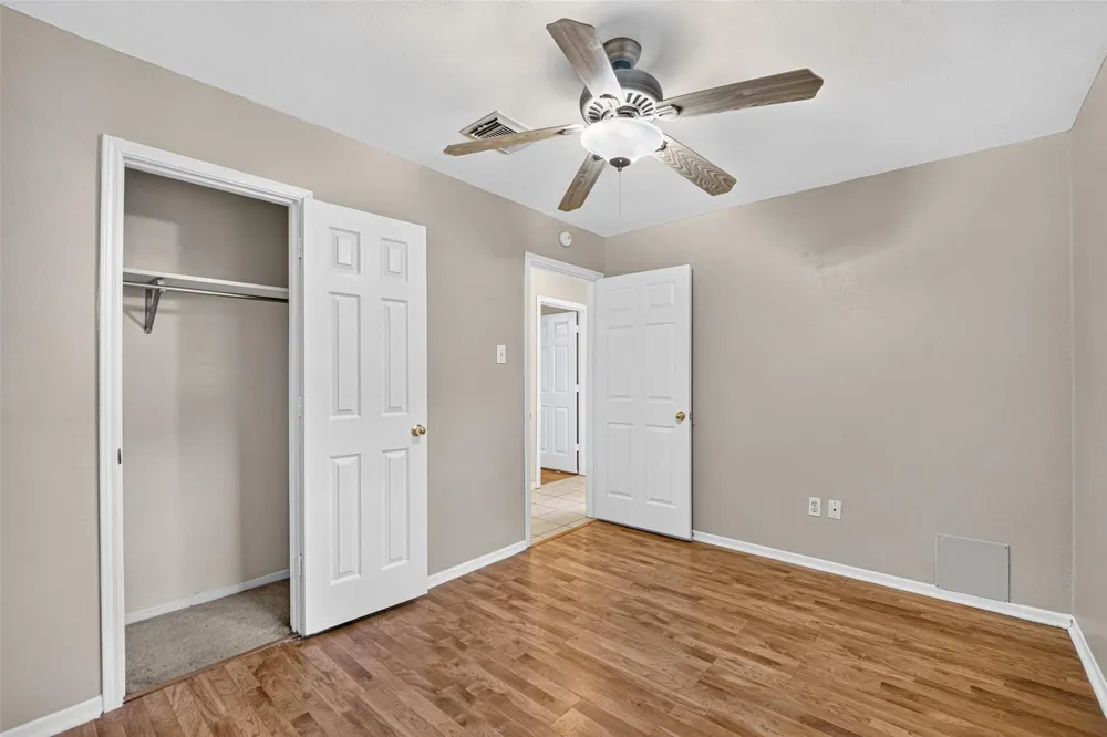 1835 Wren Drive League City, TX 77573