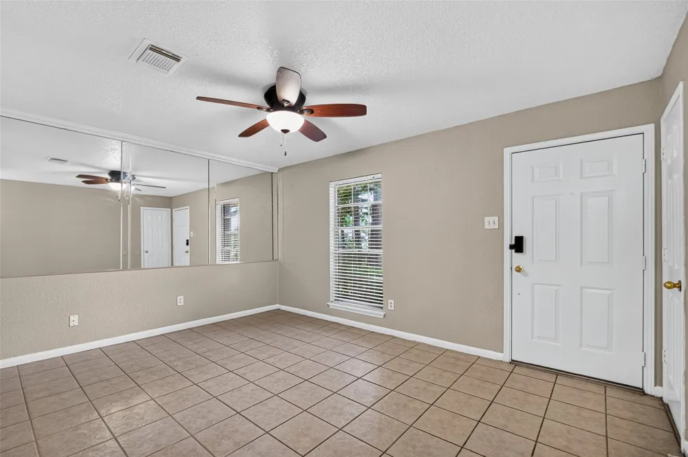1835 Wren Drive League City, TX 77573