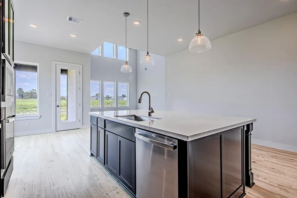 177 Peninsula Point Drive Montgomery, TX 77356