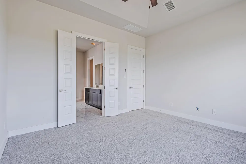 177 Peninsula Point Drive Montgomery, TX 77356