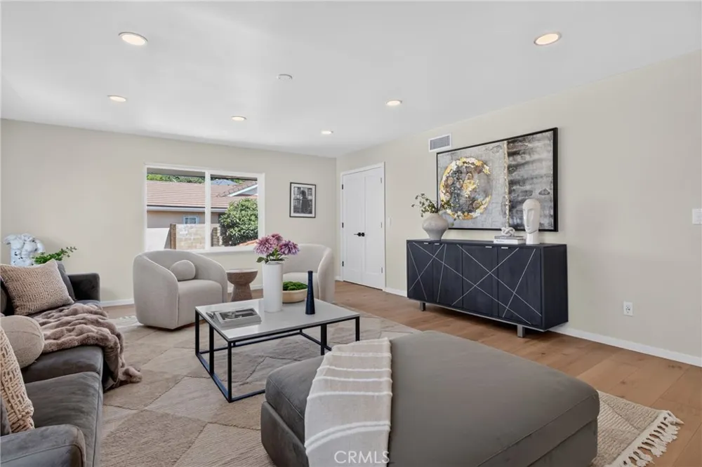 11258 Yolanda Avenue Porter Ranch, CA 91326
