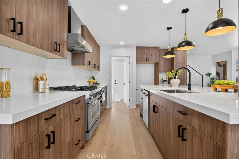 11258 Yolanda Avenue Porter Ranch, CA 91326