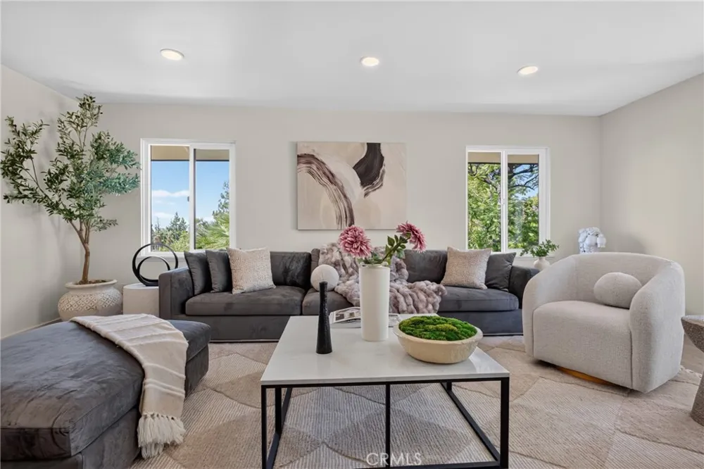 11258 Yolanda Avenue Porter Ranch, CA 91326