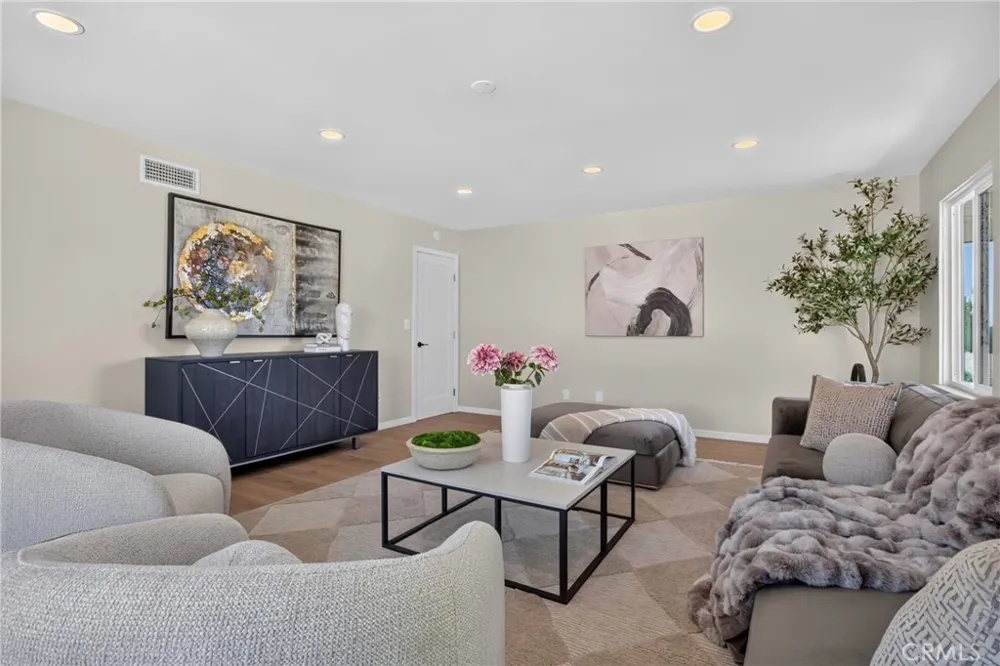 11258 Yolanda Avenue Porter Ranch, CA 91326