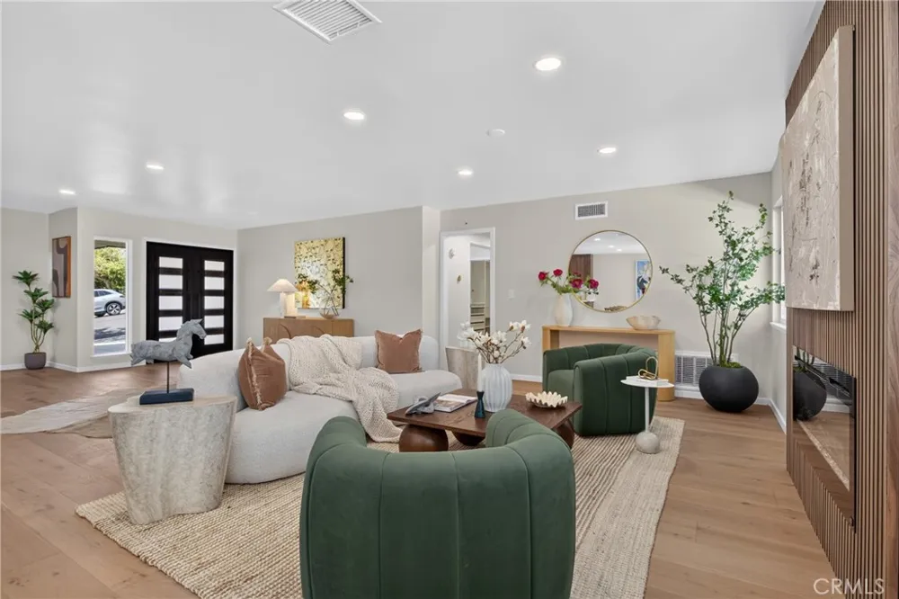 11258 Yolanda Avenue Porter Ranch, CA 91326
