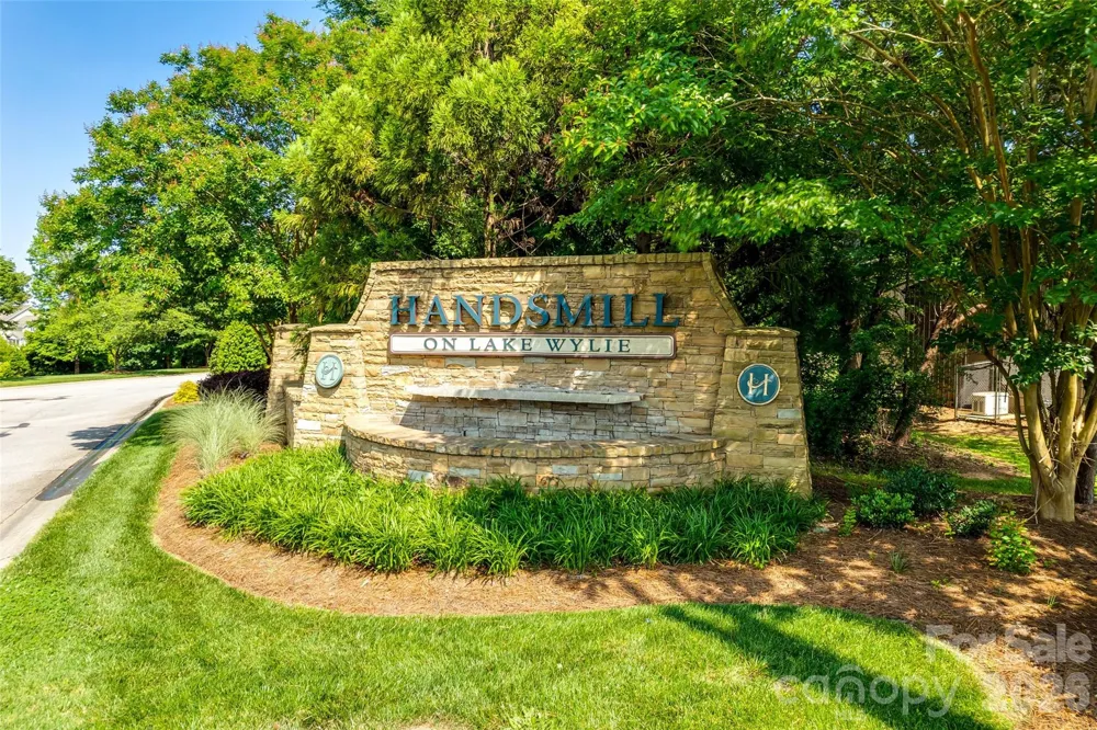8019 Longwaters Court York, SC 29745